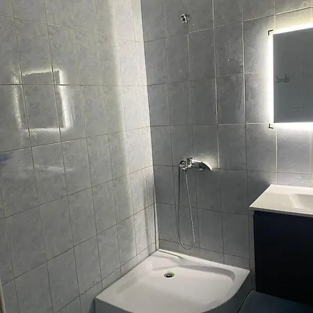 E&b Cosy 5 Tirana